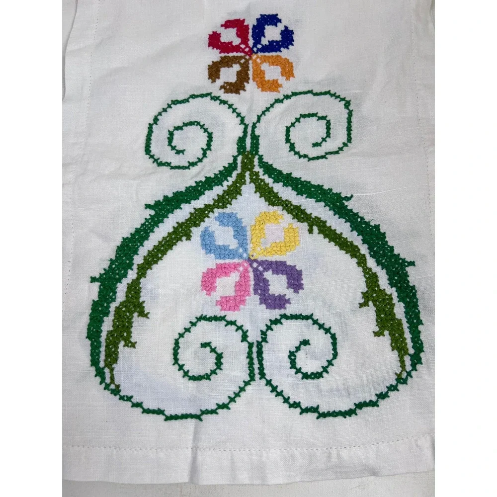 Vintage Embroidered Floral Linen Table Runner Colorful Cross Stitch 36